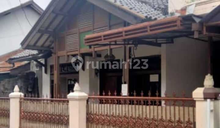 Nice House Unfurnished SHM Jl. Jupiter Margahayu Raya, Bandung