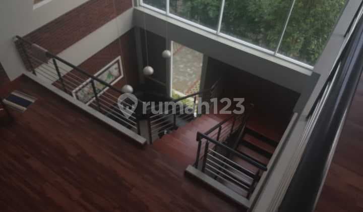 Jual Villa Murah Nyaman Cantik Full Furnished Maribaya Lembang