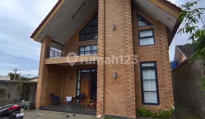 Villa Cantik Siap Huni Murah di Lembang, Dekat Graha Puspa, View Gunung