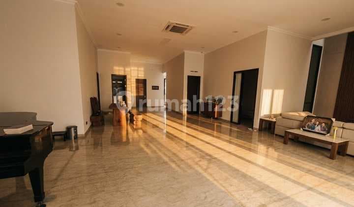 Rumah Mewah Strategis Siap Huni SHM di Bandung Tempo Dulu 1, Kbp