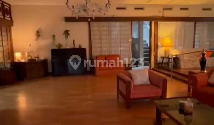Affordable Luxurious Strategic 2-Story Freehold House in Setrasari, Bandung