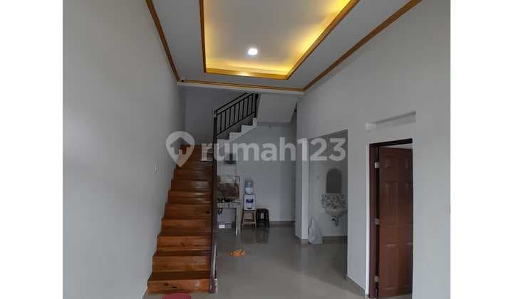Rumah Murah Siap Huni Nyaman 2,5 Lantai di Pinus Regency