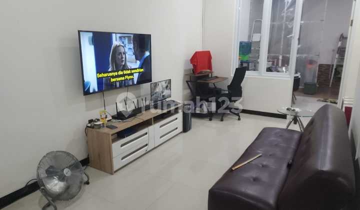 Nice Furnished Rental House with SHM in Taman Kopo Indah, Bandung