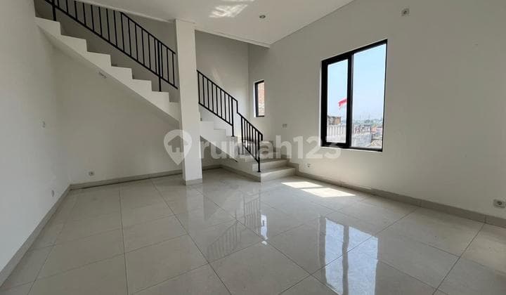 Rumah Baru Murah Bagus Unfurnished SHM di Awiligar, Bandung