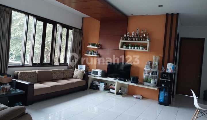 Rumah nyaman Bagus Semi Furnished SHM Mainroad di Sukamulya Kopo