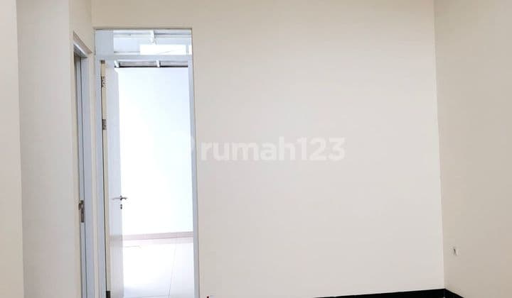 Jual Murah Siap Huni Nyaman SHM Strategis di Taman Kopo Indah 5