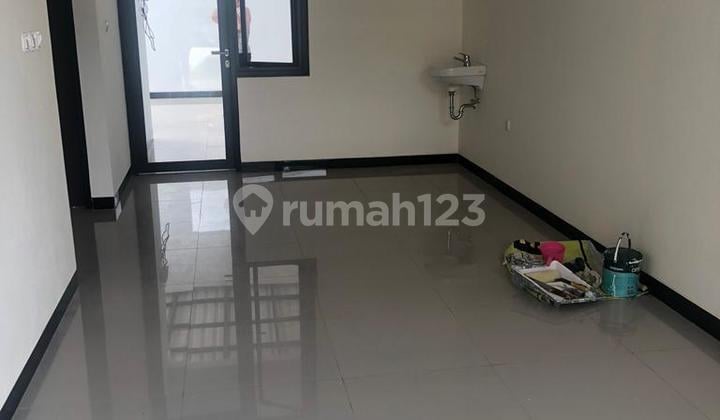 Rumah Murah Siap Huni Nyaman di Taman Kopo Indah 2