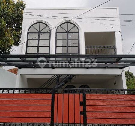 Kost Strategis 76 Kamar 2 Lantai Sangat Bagus di Gedebage,Bandung