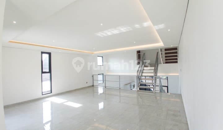 For Sale New House in Ciwastra BuahBatu in good condition.