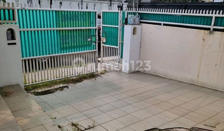 Rumah 1 Lantai Luas Tanah 240.com2