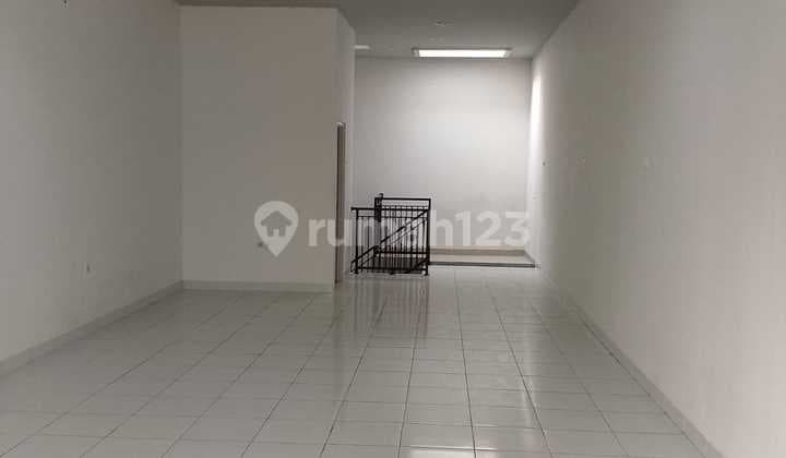 For Rent 2-Story Shop House in Harapan Indah City, Bekasi.