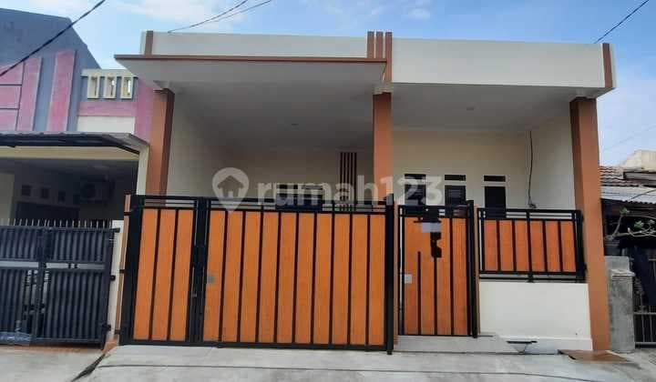 Dijual rumah siap huni bangunan baru (renovasi total) di Harapan indah , Bekasi.