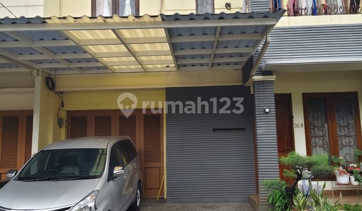 Dijual Cepat Rumah Semi Furnished