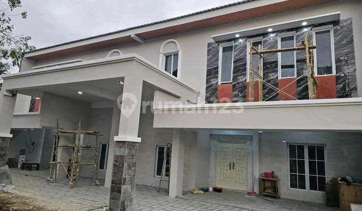 Rumah Mewah Di Perumahan Tanjung Bunga