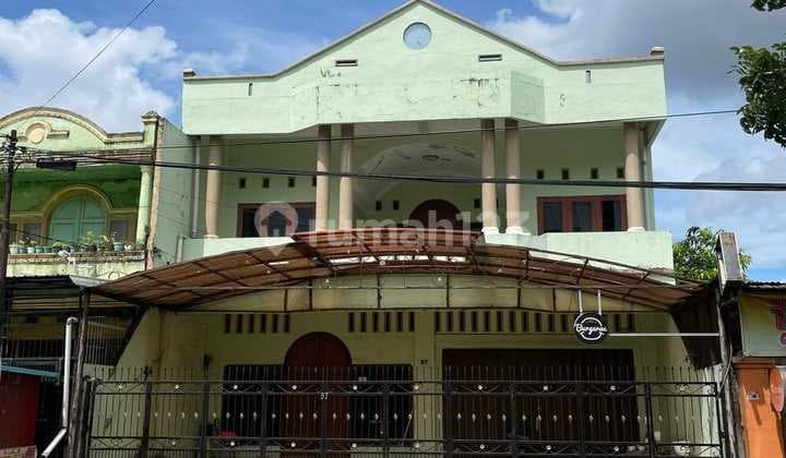 Rumah 2 Lantai di Area Dekat Kampus