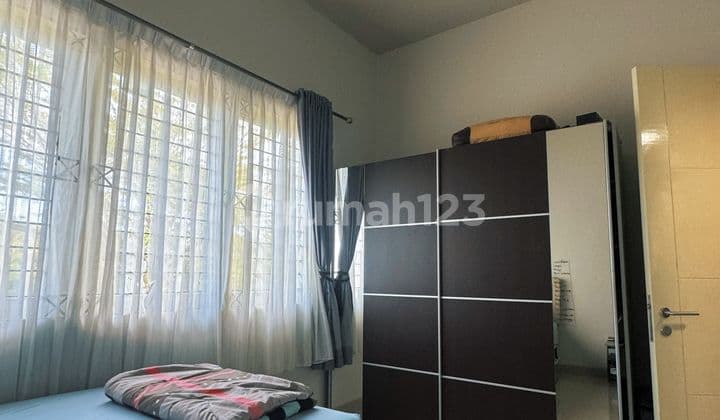 Rumah 2 Lantai Full Furnise