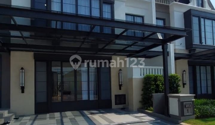 Rumah Mewah Klasik Bellefont Spring Gading Serpong Tangerang