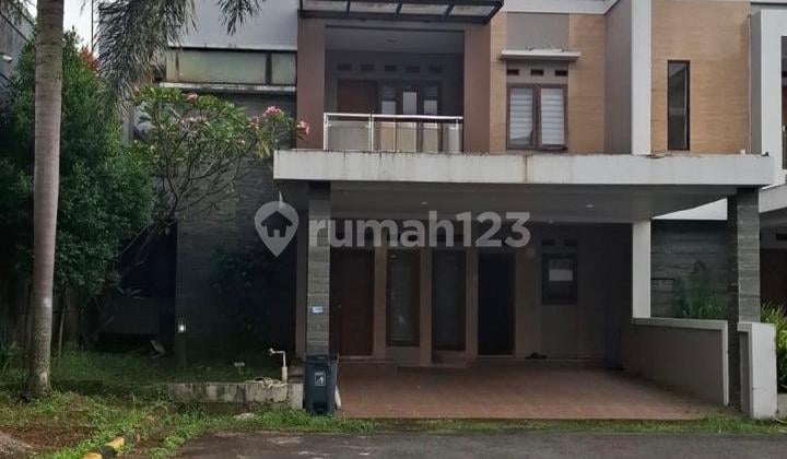 Rumah, 2 Lantai, Lokasi Strategis Dekat Fasilitas Kesehatan