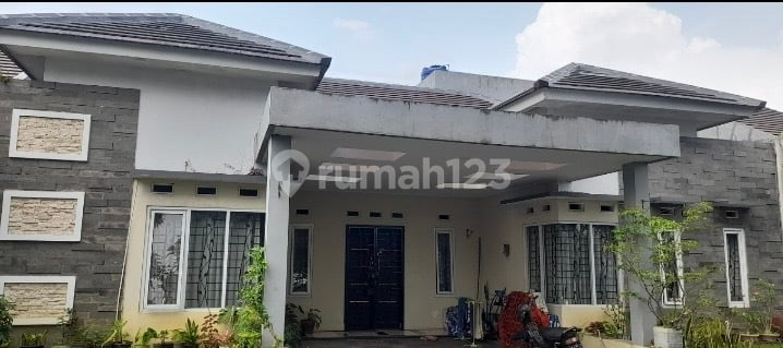 Rumah Asri di Dekat Unsil dan Lottemart Pusat Kota Tasik