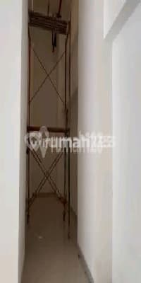 Ruang Usaha (shop House) Di Apartemen Sky House Alam Sutera