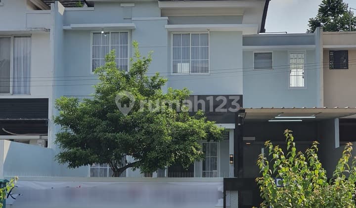 Rumah 2 Lantai Di Jelupang Sertifikat Hak Milik. Baru Renovasi Rumah SHM di Jelupang