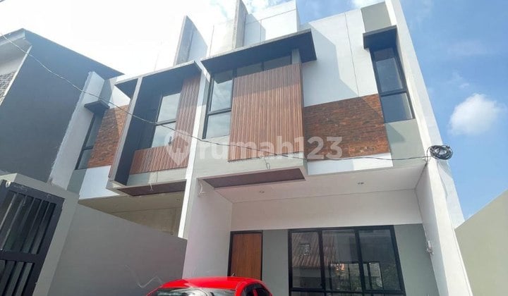 Rumah Baru 2 Lt Modern Dalam Perumahan Di Pd Gede Jatiwaringin.