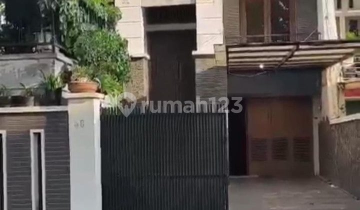 Dijual Rumah Strategis Pinggir Jln Cocok U/ Cafe Di Otista Jaktim