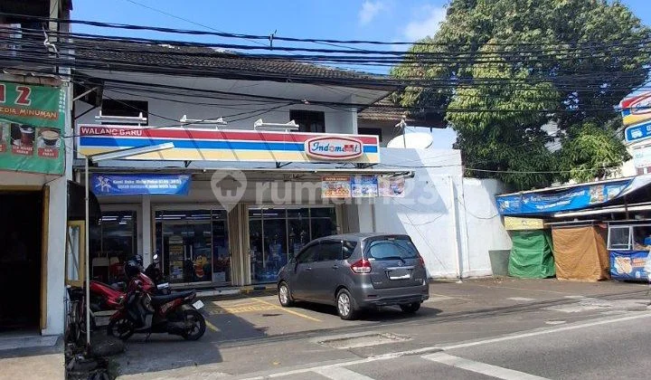 Ruang Usaha Super Strategis Posisi Hook Sedang Disewa Indomaret