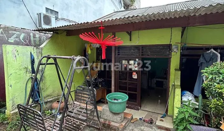 For Sale: Boarding House with Land Included in Pondok Kopi, East Jakarta