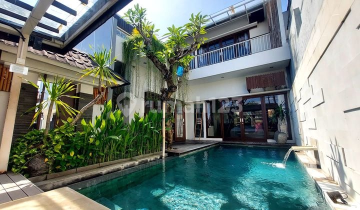 Live Comfortably In Seminyak - Minimalist 3 Bedrooms Villa With Private Pool