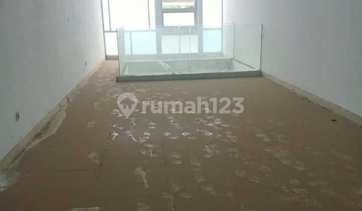 For Sale: 298 M Commercial Building (Ruko) on Pelajar Pejuang 45 Street, Bandung. Good Condition, SHM Certificate.