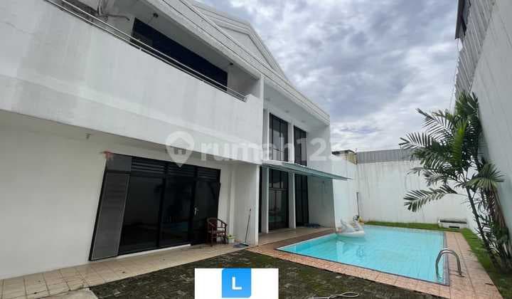 Dijual Cepat Turun Harga Rumah 2 Lantai Luas 702m2 Ada Pool Besar di Jalan Bangka II, Mampang, Jakarta Selatan