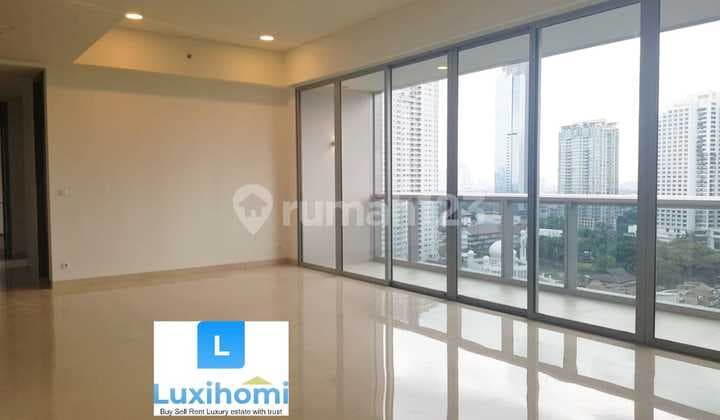 Dijual Apartemen Anandamaya Residence 3Bedroom Sz 268m2 Private Lift, High Floor View City Jakarta Pusat