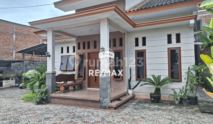Dijual Rumah Tengah Kota Banyuwangi, Tukangkayu - Banyuwangi