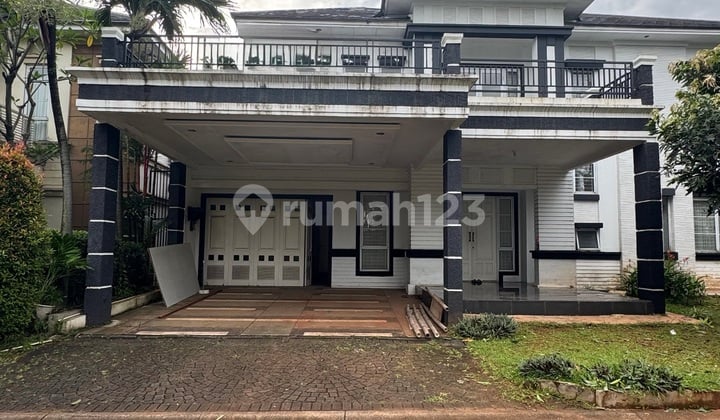 Rumah Hoek Kota Wisata
