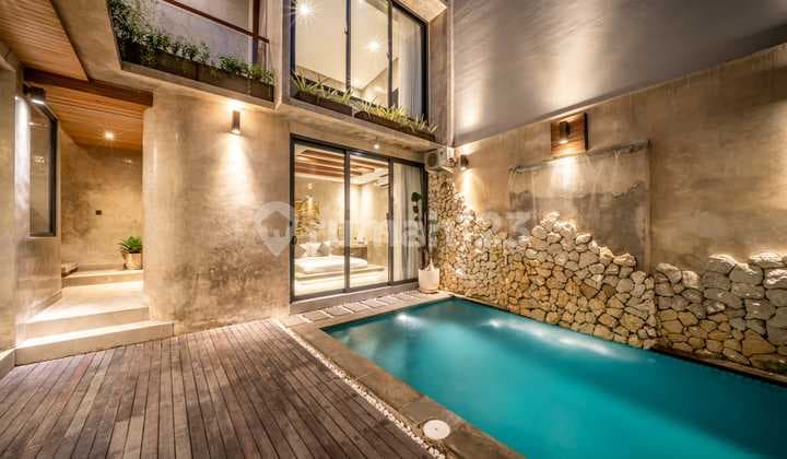 Villa Baru di Kawasan Canggu Bergaya Industrial