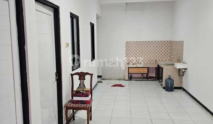 TURUN HARGA DIJUAL CEPAT RUMAH KOST PORIS TANGERANG