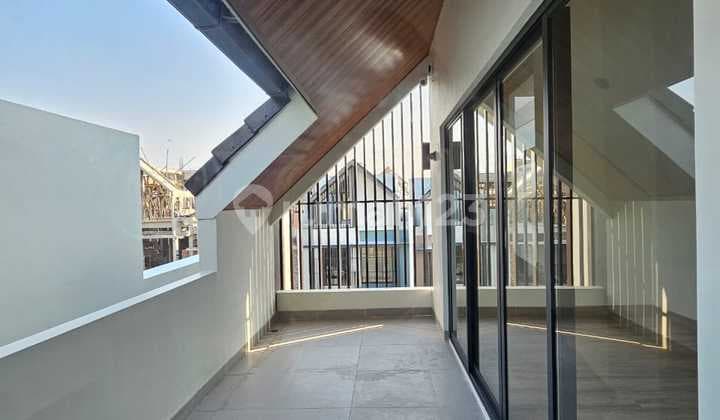 FOR SALE HOUSE PLUS ATTIC ROOM CLUSTER LEONORA SYMPHONIA GADING SERPONG