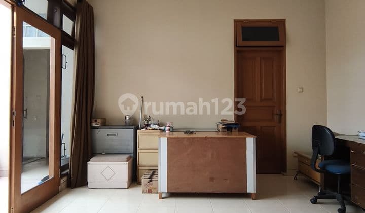Dijual Rumah Siap Huni Taman Aries Jakarta Barat