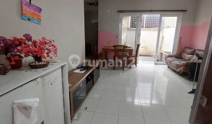 For Sale Semi-Furnished House in Modernland Tangerang