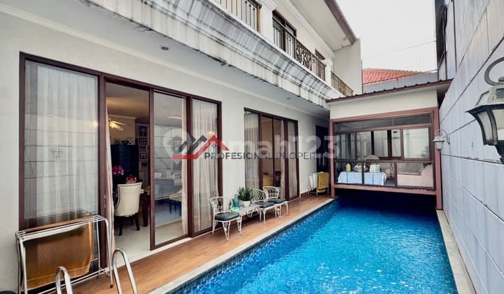 Rumah Desain Tropikal Modern dilengkapi Kolam Renang di Cipete, Jakarta Selatan