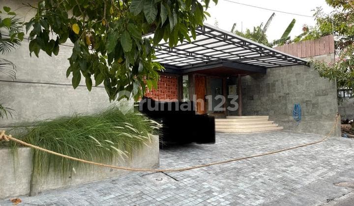 Luxury Villa For Lease - 10-Year Leasehold In Dewi Sri