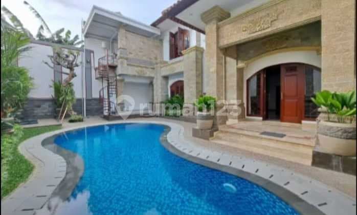 Rumah Super mewah Siap Huni di Renon, Denpasar, Bali