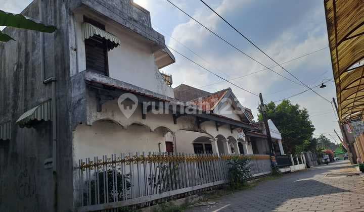 Quick Sale House and Boarding House, Jalan Kaliurang. KM 5. Mijil Alley. Close to UGM, UNY.