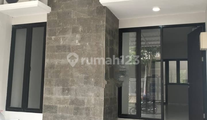 Rumah 2 Lantai Kutisari Minimalis Modern Bangunan Baru Dan Bagus