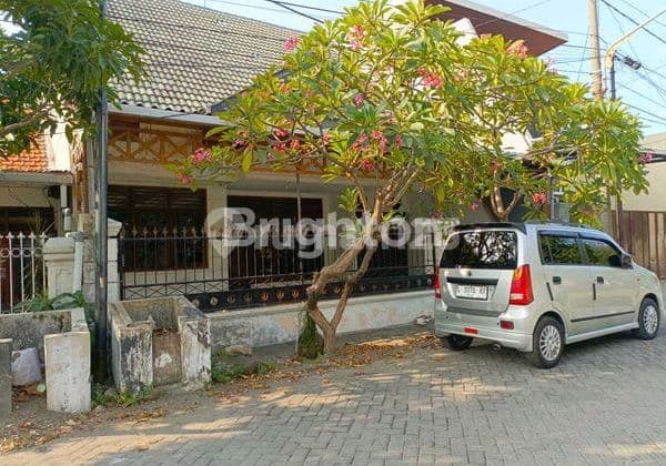 Rumah 2 Lantai Medokan Asri Rungkut Dekat Upn 1,8 M Nego