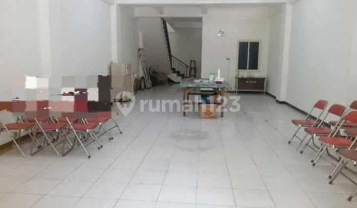 Surabaya Timur, Kalirungkut, Murah Banget Disewakan / Dijual Ruko (ex Showroom Motor) Renovasi Total Jadi Baru Gress