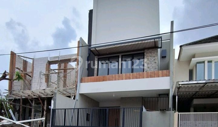 Rumah Baru Gress Area Kenjeran, Lokasi Strategis, Under 3m, 4+1 Kamar