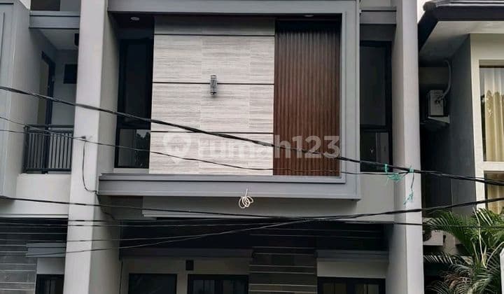 Rumah Baru Gress Manyar Rejo, Row Jalan Lebar, Under 2m