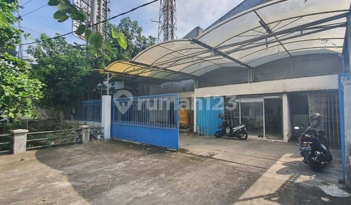 Raya Manyar, Cocok Untuk Usaha, Lokasi Jalan Raya, Ada Akses Parkir